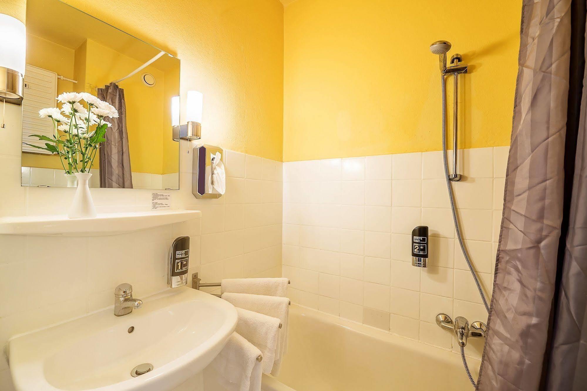 Alecsa Hotel Am Olympiastadion Berlin Ngoại thất bức ảnh